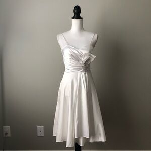 Bora USA white tea length wedding dress XS